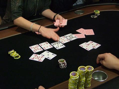 comment jouer au poker débutant